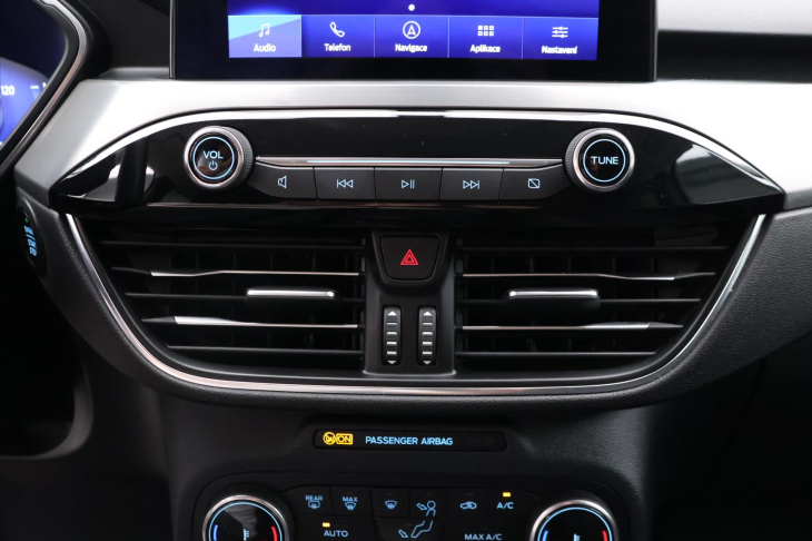 Ford Kuga 2,5 Hybrid 140kW AWD Titanium
