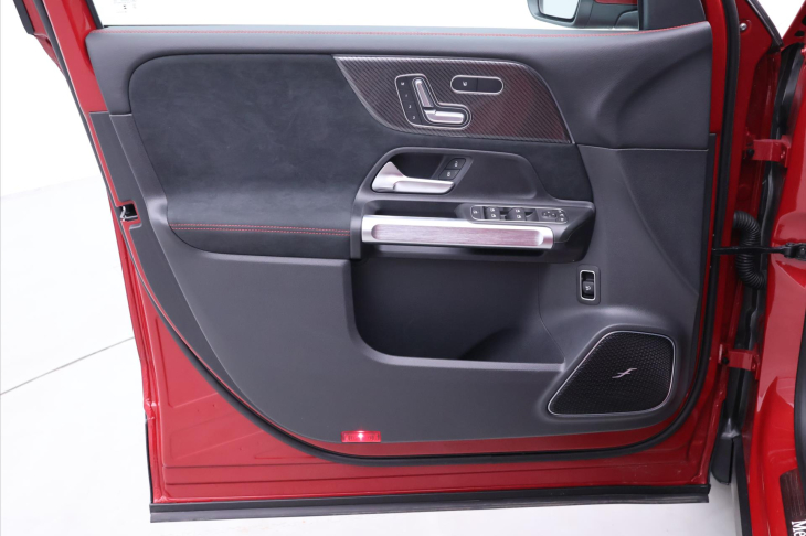 Mercedes-Benz GLB 2,0 200d 4Matic AMG Premium