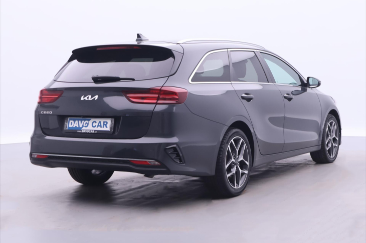 Kia Ceed 1,5 T-GDI 118kW Top Navi DPH