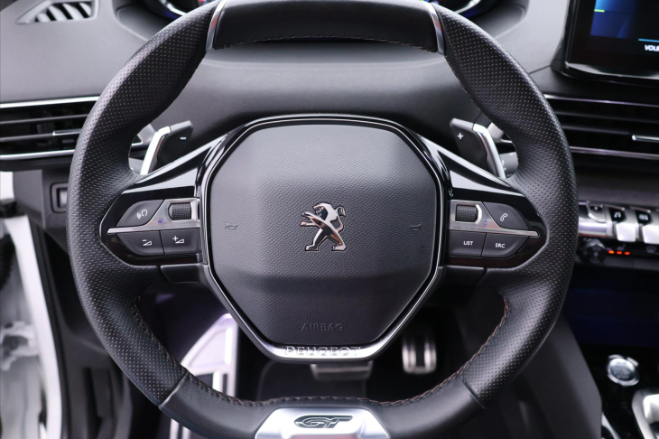 Peugeot 3008 1,6 PureTech 133kW Automat GT