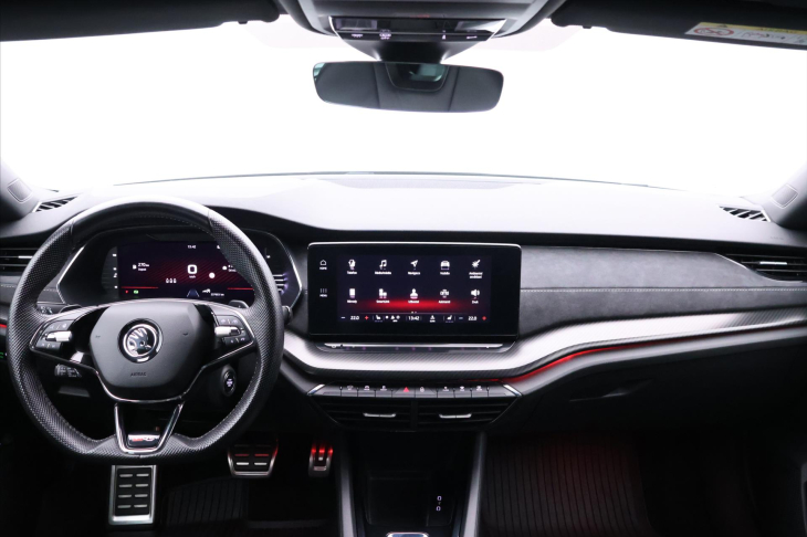 Škoda Octavia 2,0 TDI 147kW DSG CZ RS DPH