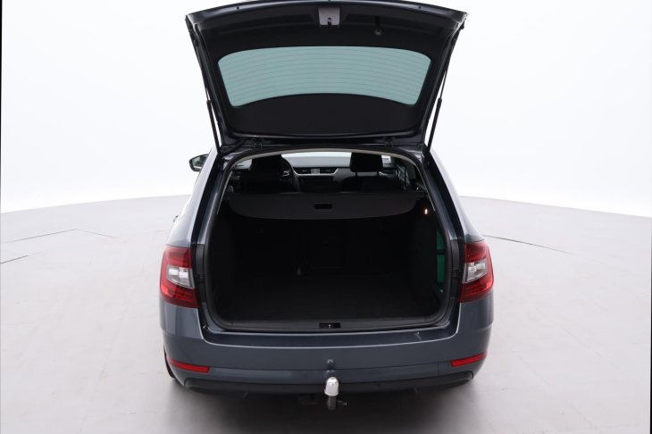 Škoda Octavia 1,6 TDi 85 kW Style Tažné Klima