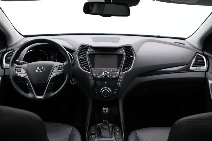 Hyundai Grand Santa Fe 2,2 CRDI 145kW CZ Luxury DPH
