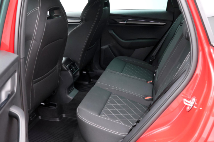 Škoda Karoq 1,5 TSI 110kW DSG Sportline DPH CZ