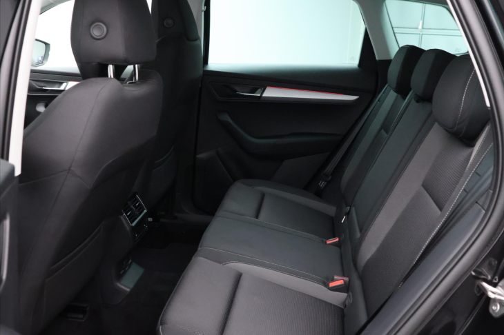 Škoda Karoq 2,0 TDI DSG 4x4 Virtual DPH