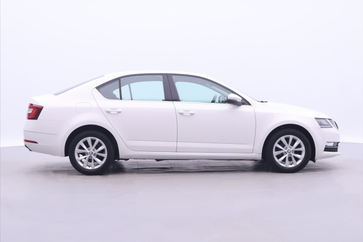 Škoda Octavia 1,4 TSI 110kW DSG Style CZ