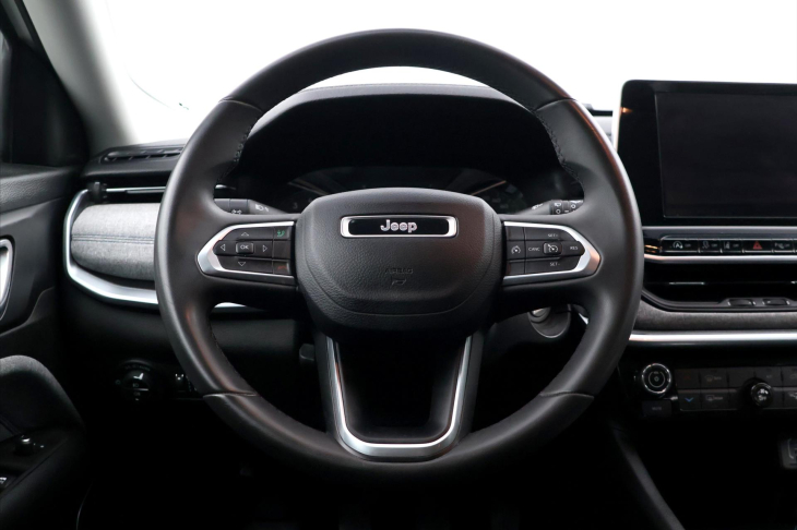 Jeep Compass 1,3 MultiAir 96kW Night Eagle