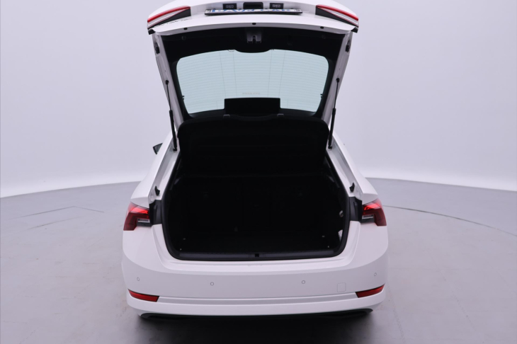 Škoda Octavia 2,0 TDI 110kW Ambition CZ DPH