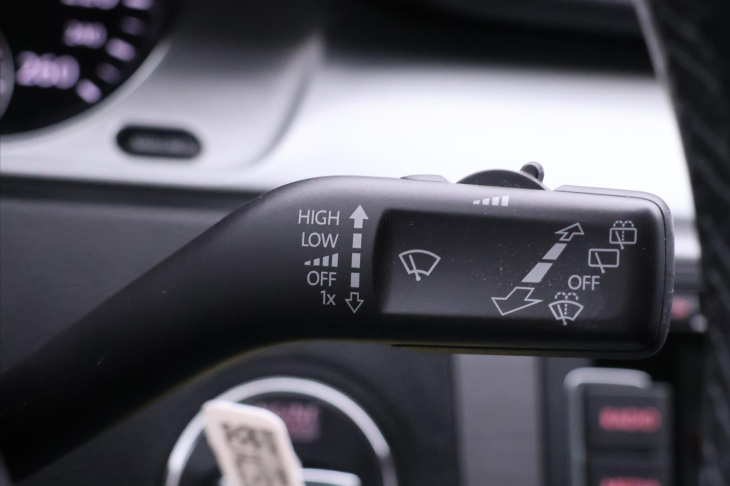 Volkswagen Passat 1,4 TSI 90kW Comfort Navi 1Maj