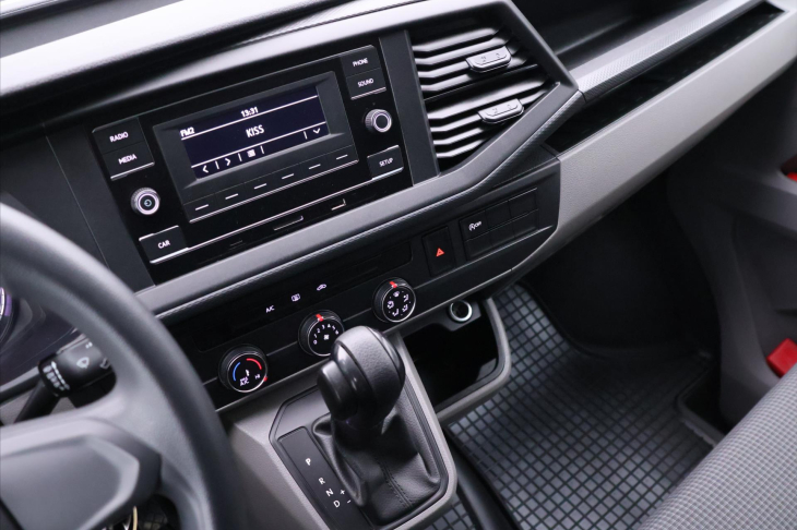 Volkswagen Transporter 2,0 TDI 110kW DSG 9-Míst CZ DPH