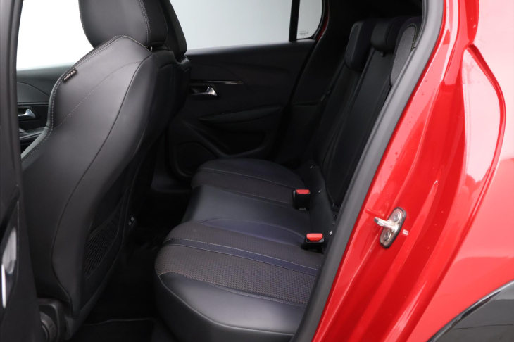 Peugeot 208 1,2 PureTech 74kW GT DPH