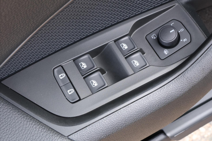 Škoda Octavia 2,0 TSI DSG RS DPH 1.maj CZ
