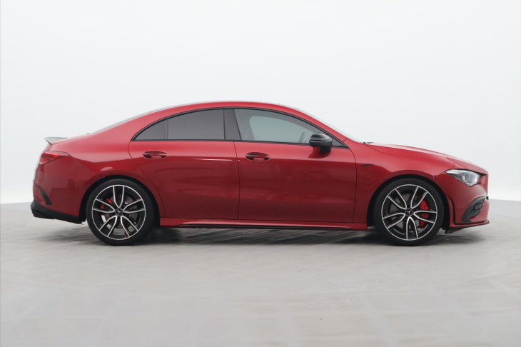 Mercedes-Benz CLA 2,0 35 AMG 225kW 4MATIC CZ