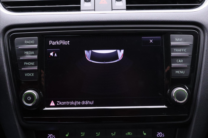 Škoda Octavia 1,6 TDI 81kW 1.Maj Navi Tažné