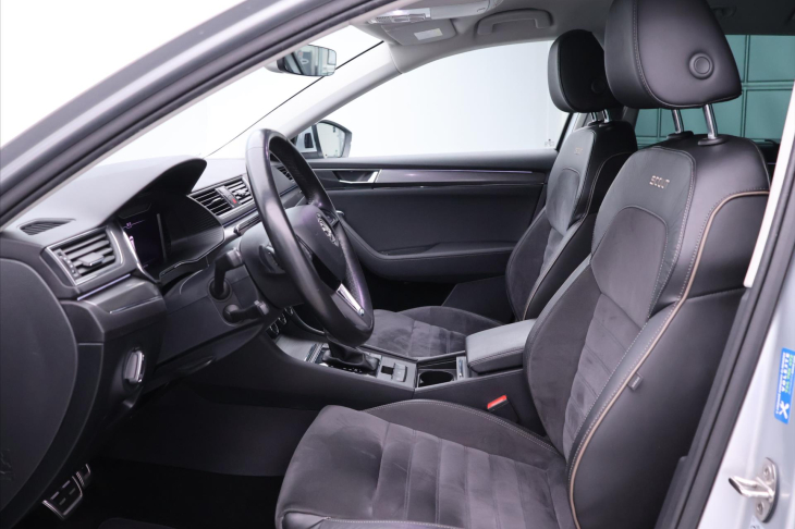 Škoda Superb 2,0 TDI 140kW DSG 4x4 CZ Scout