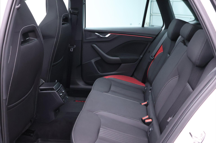 Škoda Kamiq 1,5 TSI 110kW Monte Carlo Pano