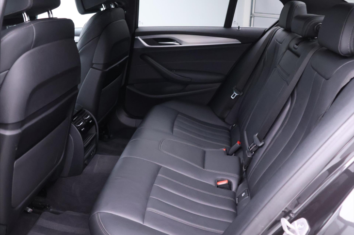 BMW Řada 5 2,0 530e xDrive Automat CZ DPH