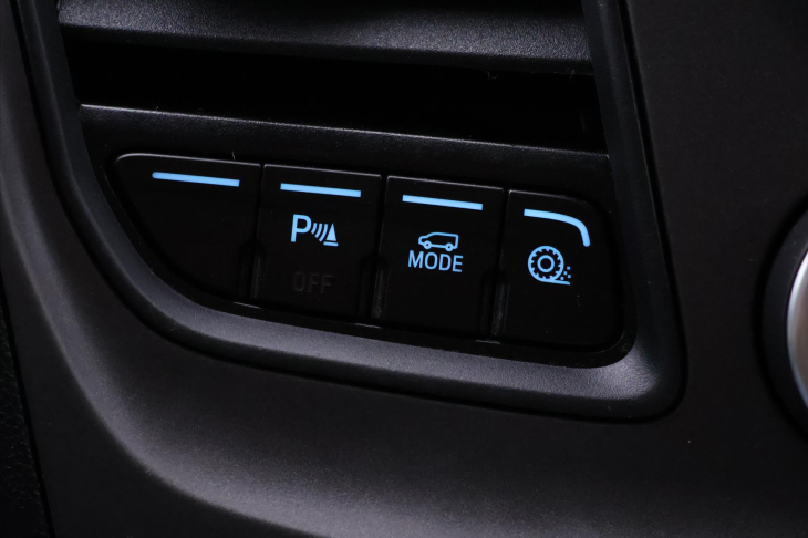 Ford Transit 2,0 TDCi 96kW L2 CZ 1.Maj. DPH