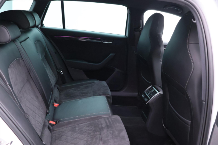 Škoda Superb 2,0 TDI 140kW 4x4 DSG Sportline