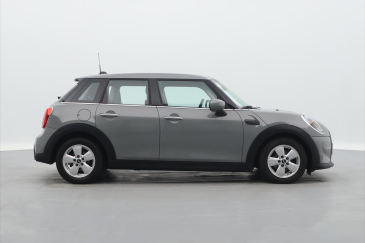 Mini Cooper 1,5 100kW CZ DPH Klima,Tempo