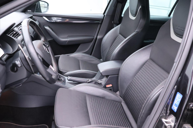 Škoda Octavia 2,0 TDI DSG RS Xenon Panorama