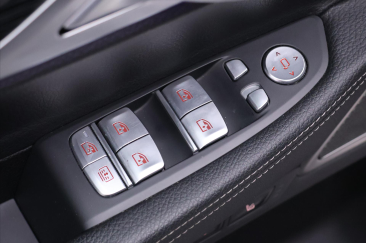 BMW Řada 7 3,0 730d xDrive 210kW M-paket