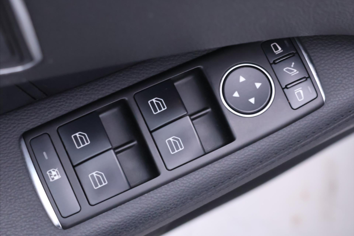 Mercedes-Benz Třídy E 3,0 350CDI 195kW Avantgarde