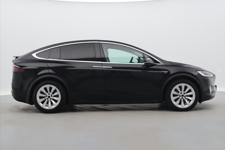 Tesla Model X 90D 79kW Tažné