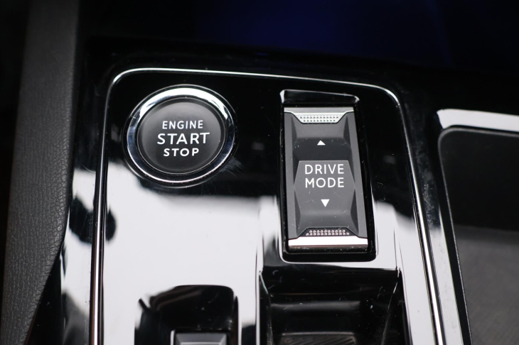 Peugeot 5008 1,5 HDi 130k Aut CZ 7-Míst DPH
