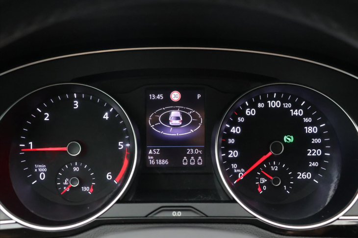Volkswagen Passat 2,0 110kW BMT DSG Business Variant