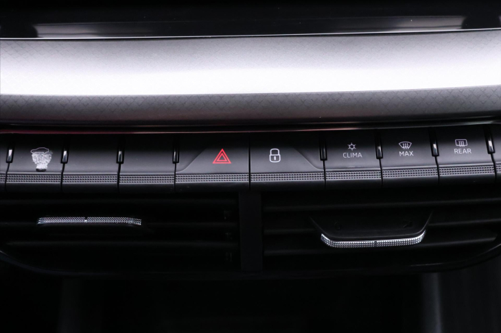 Škoda Octavia 1,0 TSI 81kW Ambition CZ DPH