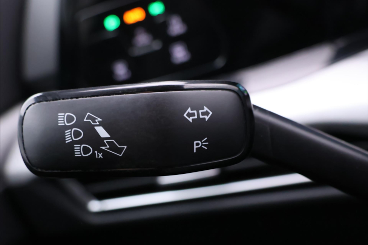 Volkswagen Golf 1,5 TSI 110kW DSG CZ 1.Maj DPH