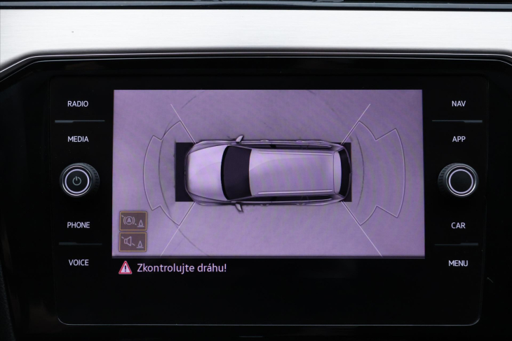 Volkswagen Passat 2,0 TDI 140kW DSG Elegance DPH