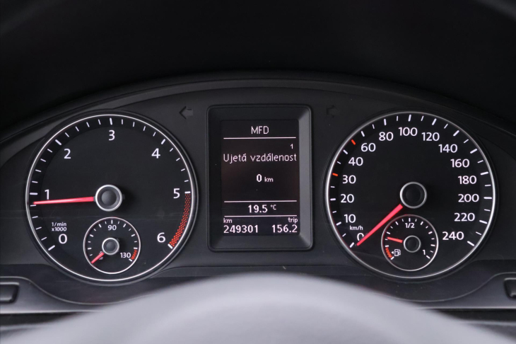 Volkswagen California 2,0 TDI 132kW CZ 7míst DPH Beach