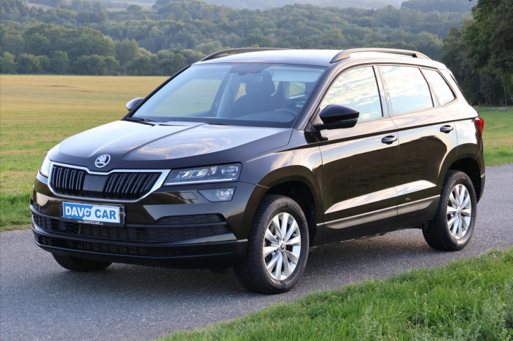 Škoda Karoq 1,5 TSI DSG Ambition LED CZ