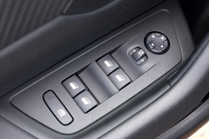 Peugeot 508 1,5 HDI 96kW Allure DPH 1.Maj.