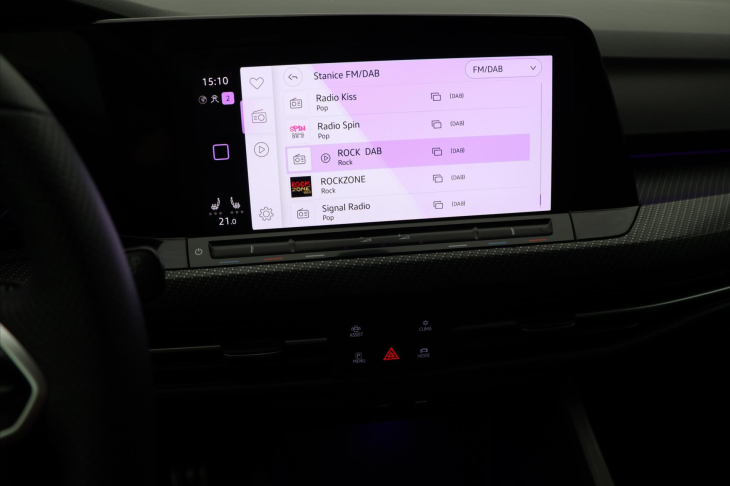 Volkswagen Golf 2,0 TDI R-line DSG Virtual DPH