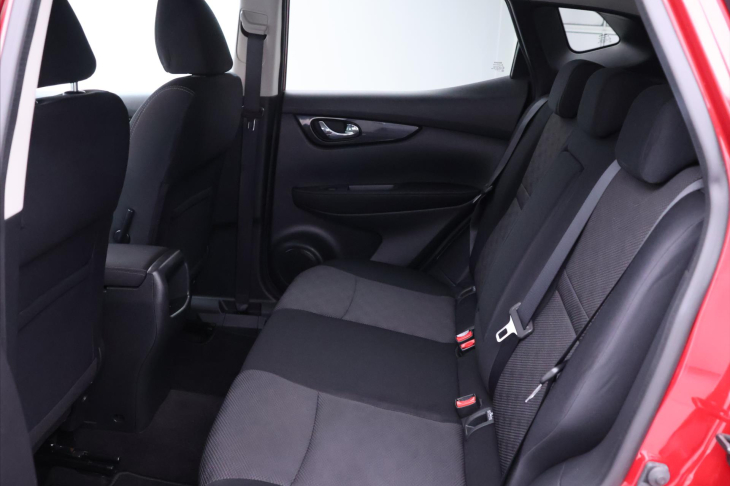 Nissan Qashqai 1,2 DIG-T 85kW Xtronic Acenta