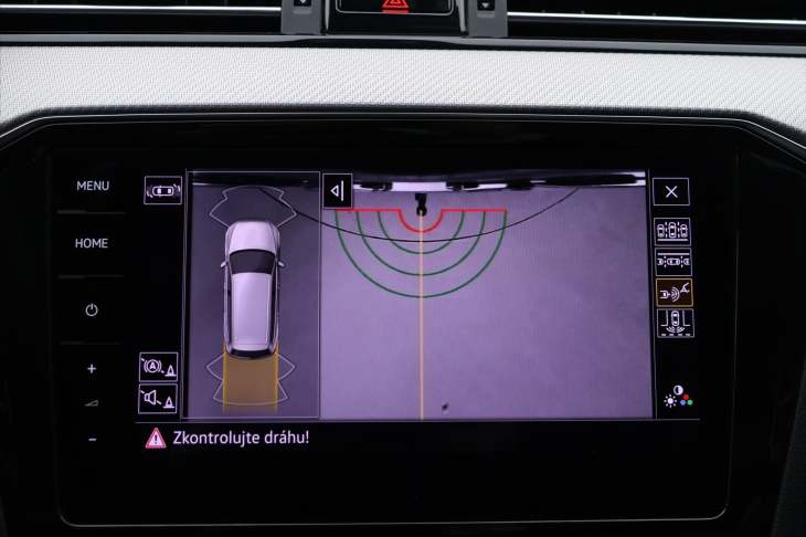 Volkswagen Passat 2.0 TDI DSG R-LINE Matrix