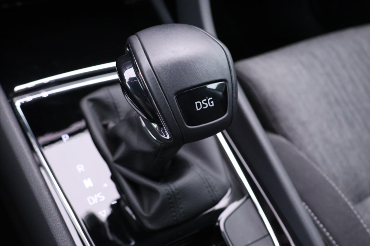 Škoda Karoq 1,5 TSI 110kW Style DSG DPH