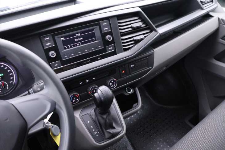 Volkswagen Transporter 2,0 TDI 110kW DSG 9-Míst DPH