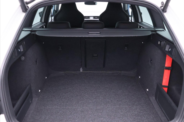 Škoda Octavia 2,0 TDI 135kW Challenge LED RS