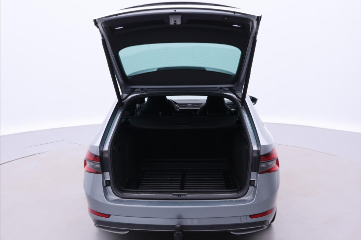 Škoda Superb 2,0 147 kW Sportline DSG DPH