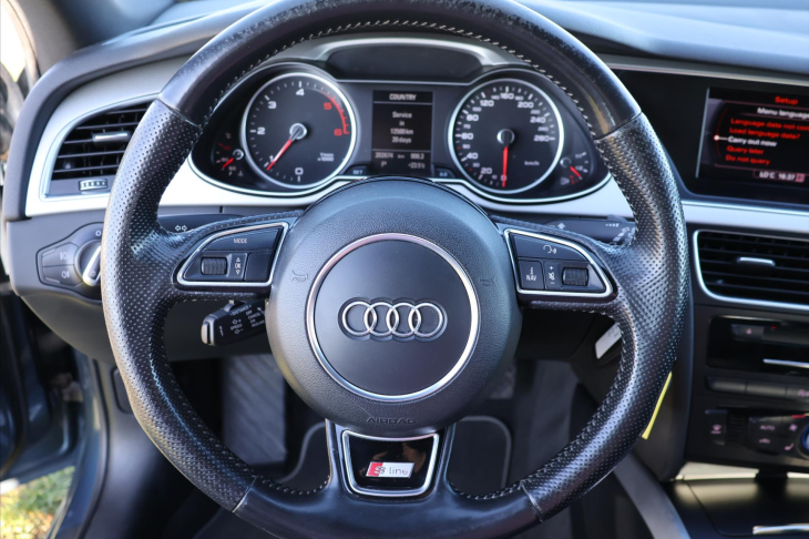 Audi A4 2,0 TDI 130kW Quattro S line