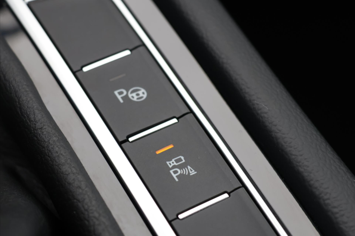 Volkswagen Arteon Shooting Brake 2,0 TSI 206kW R-line DSG DPH CZ