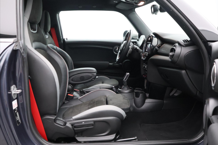 Mini Cooper 2,0 225kW JCW GP1417 CZ DPH