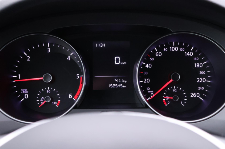 Volkswagen Golf Sportsvan 1,6 TDI 81kW Aut.klima Tažné