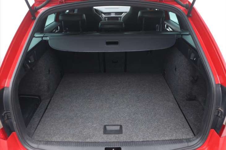Škoda Octavia 2,0 TDI RS DSG Challenge 1.Maj.