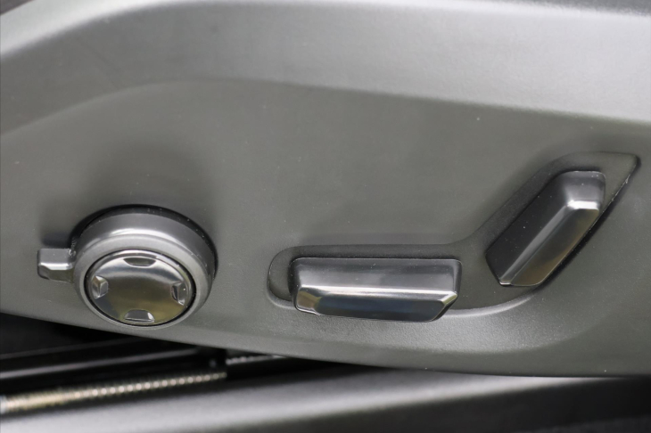 Volvo XC90 2,0 228kW T8 AWD Ultimate Bright