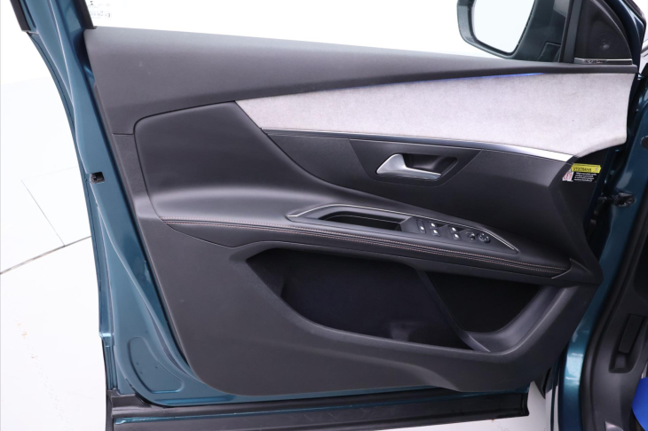 Peugeot 5008 2,0 HDI 133kW Aut. GT line CZ